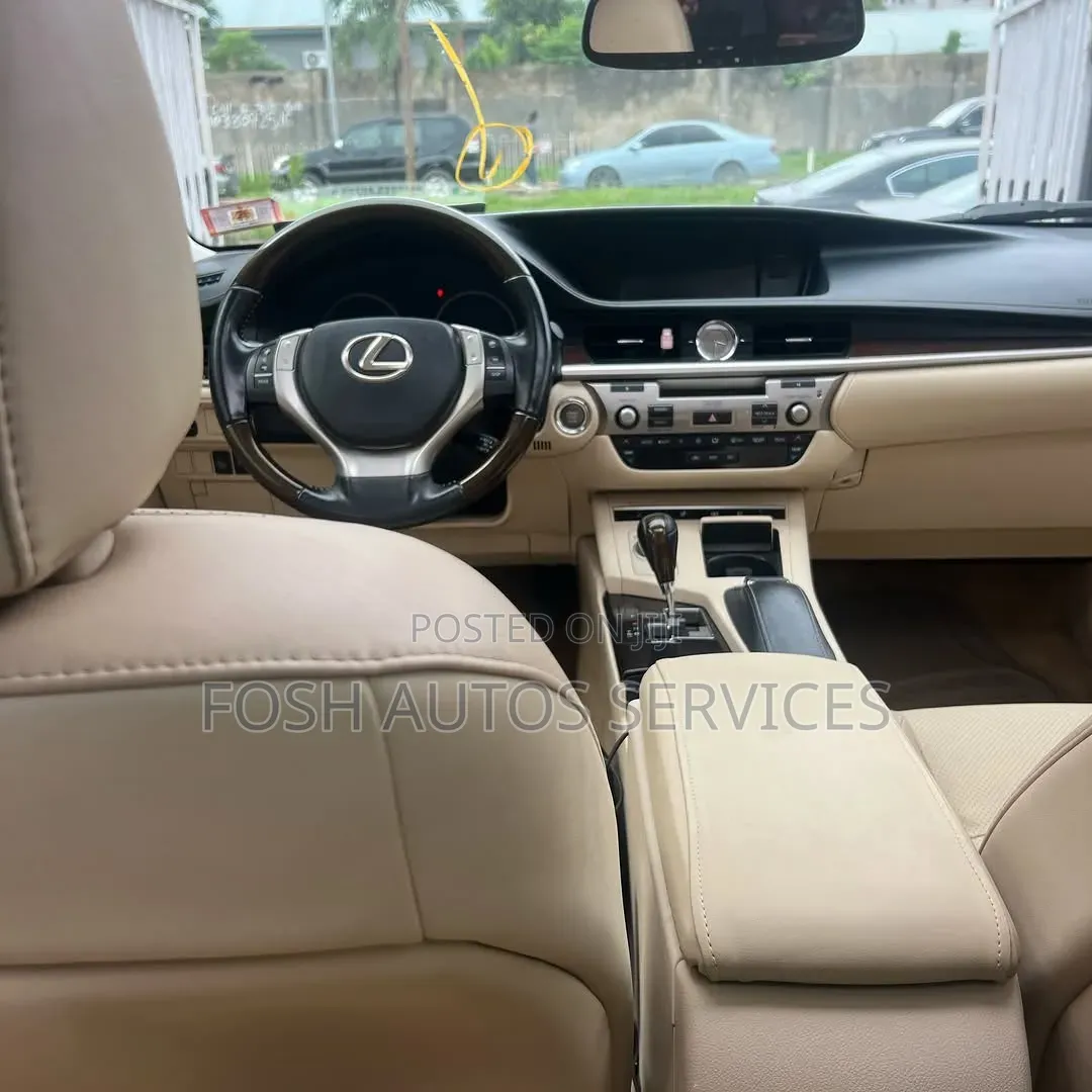 Lexus ES 2014 Brown