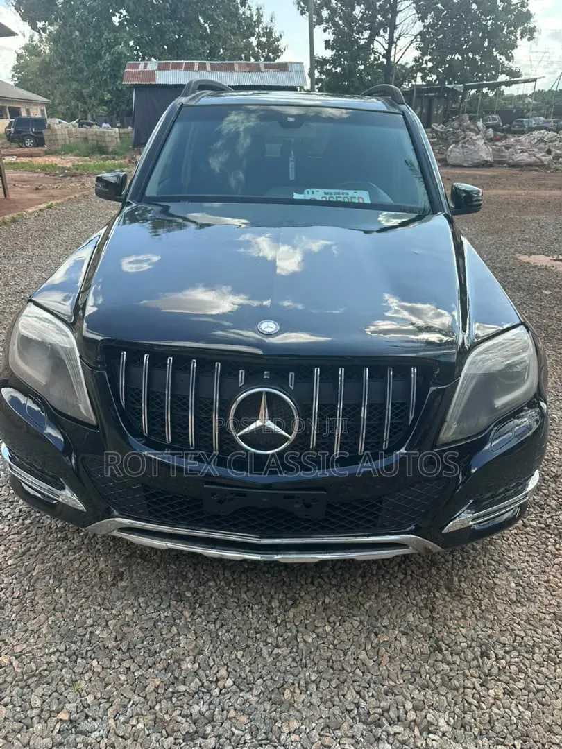 Mercedes-Benz GLK-Class 2010 Black