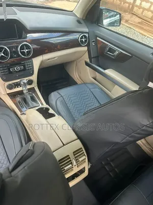 Mercedes-Benz GLK-Class 2010 Black