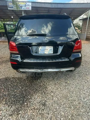 Mercedes-Benz GLK-Class 2010 Black