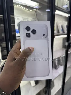 New Apple iPhone 17 Pro Max 256 GB White