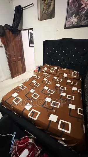 4^1/2 by 6 Bed and Bed Frame