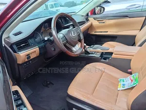 Lexus ES 2017 Red