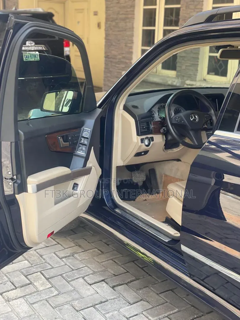 Mercedes-Benz GLK-Class 2012 Black