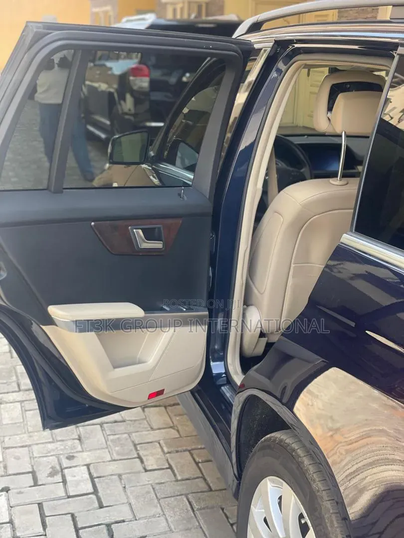 Mercedes-Benz GLK-Class 2012 Black