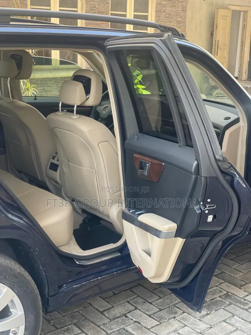 Mercedes-Benz GLK-Class 2012 Black