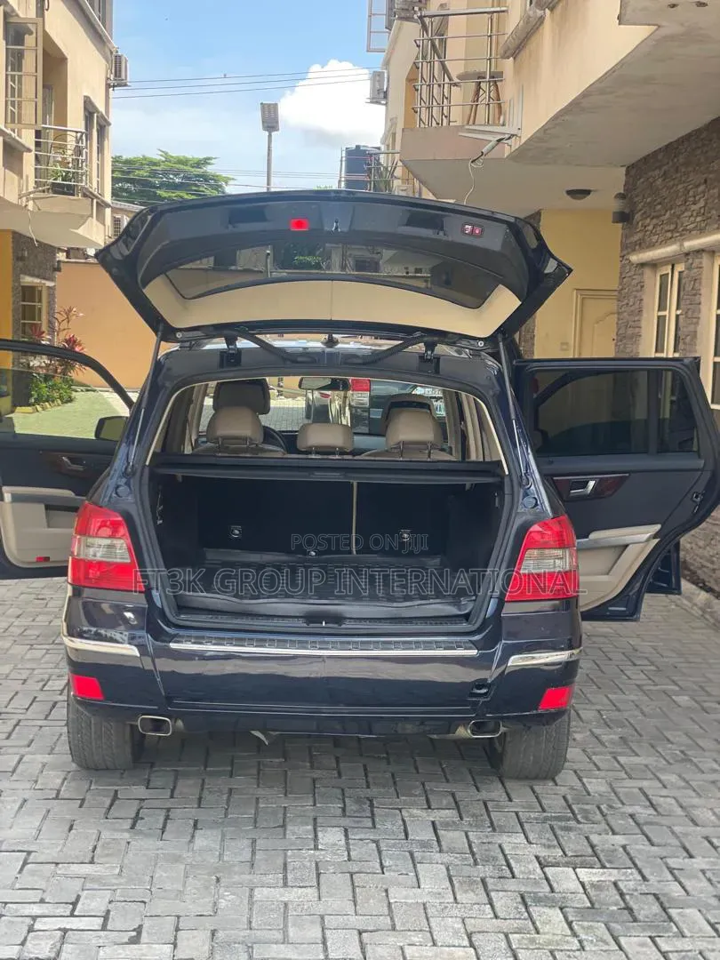 Mercedes-Benz GLK-Class 2012 Black