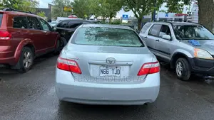 Toyota Camry LE 4dr Sedan (2.4L 4cyl 5A) 2009 Silver