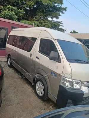 Toyota Lite-Ace 2018 White