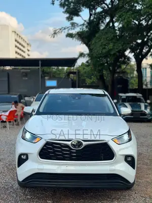 Toyota Highlander 2023 White