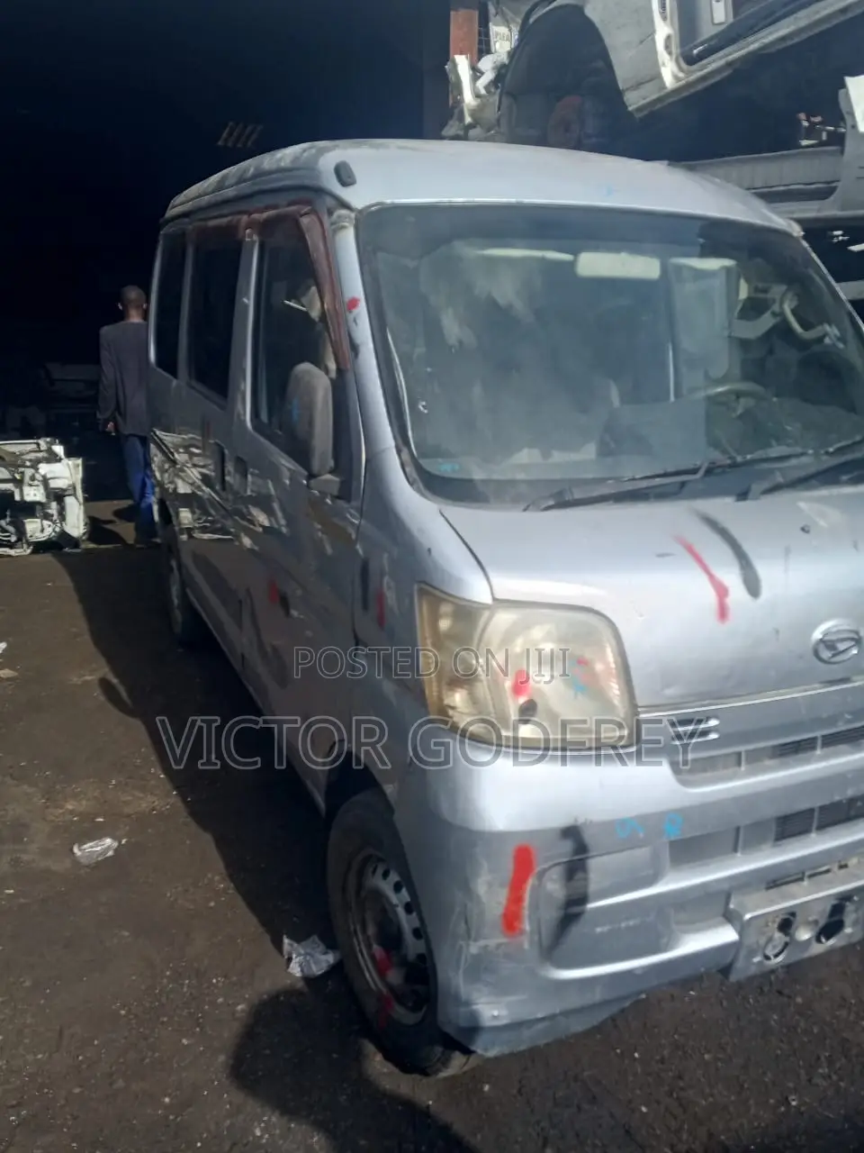 Daihatsu Hijet 2012 Silver