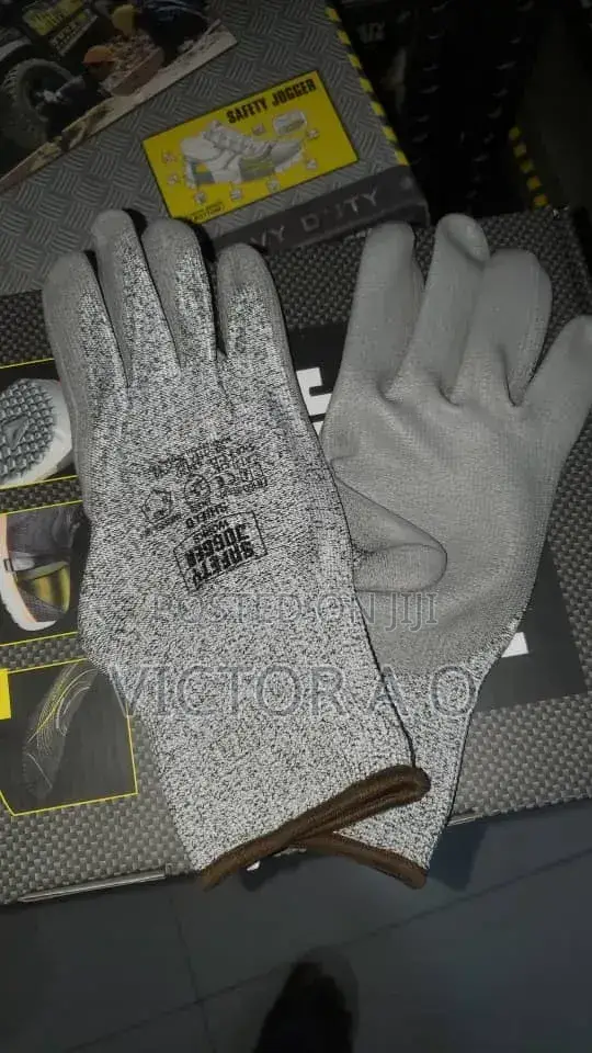 Safety Gloves