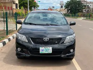 Toyota Corolla 2010 Black