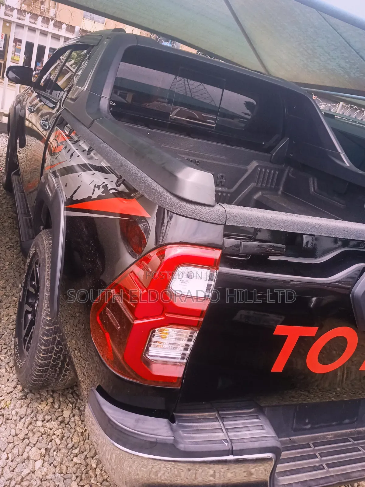 Toyota Hilux 2019 Black