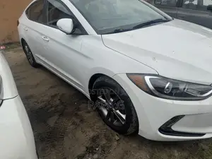 Hyundai Elantra Sport 2018 White
