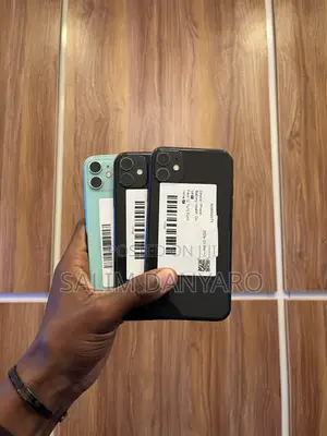 New Apple iPhone 11 128 GB White