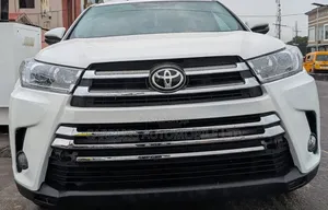 Toyota Highlander 2017 Off white