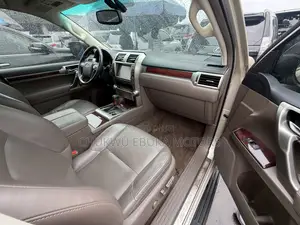 Lexus GX 460 2012 Gold