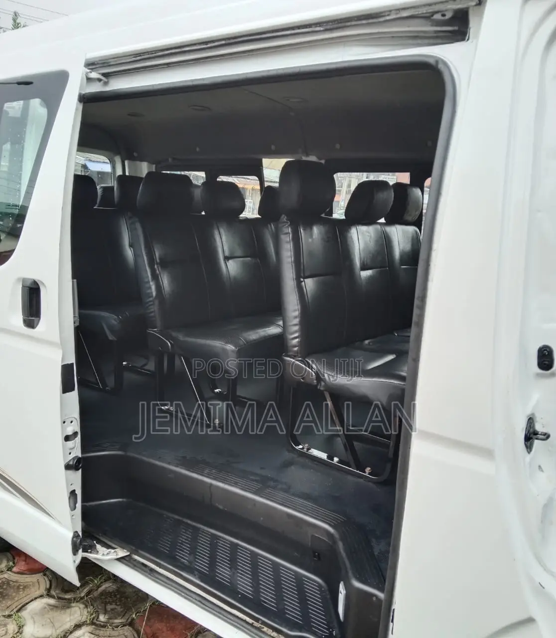 Toyota HiAce 2016 White