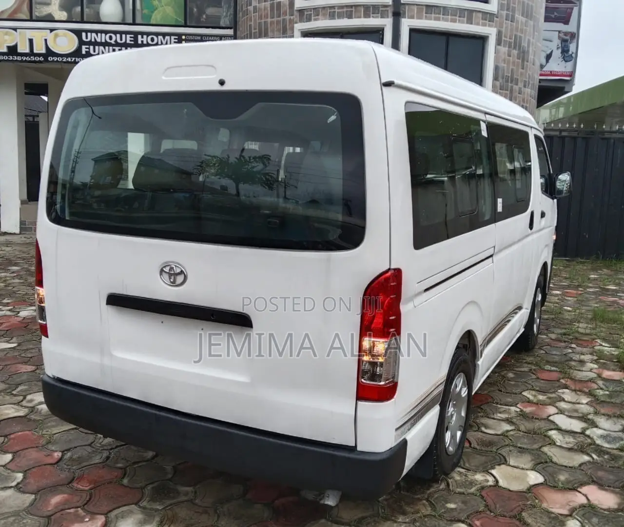 Toyota HiAce 2016 White