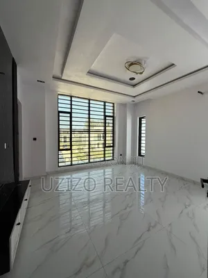 4bdrm Townhouse/Terrace in Ikate for sale