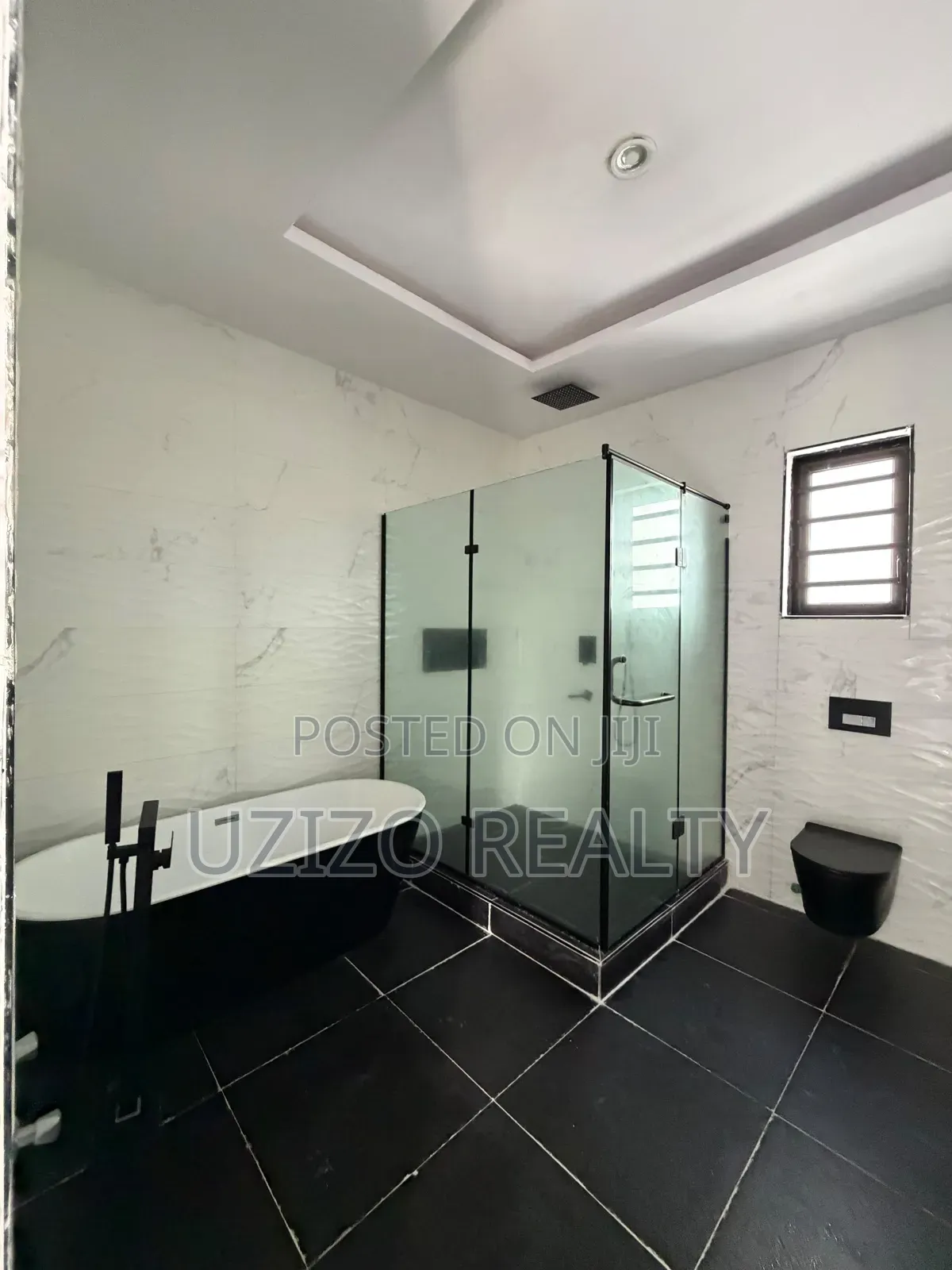 4bdrm Townhouse/Terrace in Ikate for sale