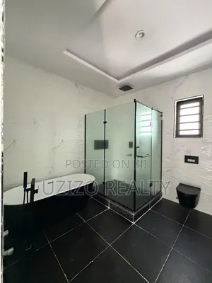 4bdrm Townhouse/Terrace in Ikate for sale