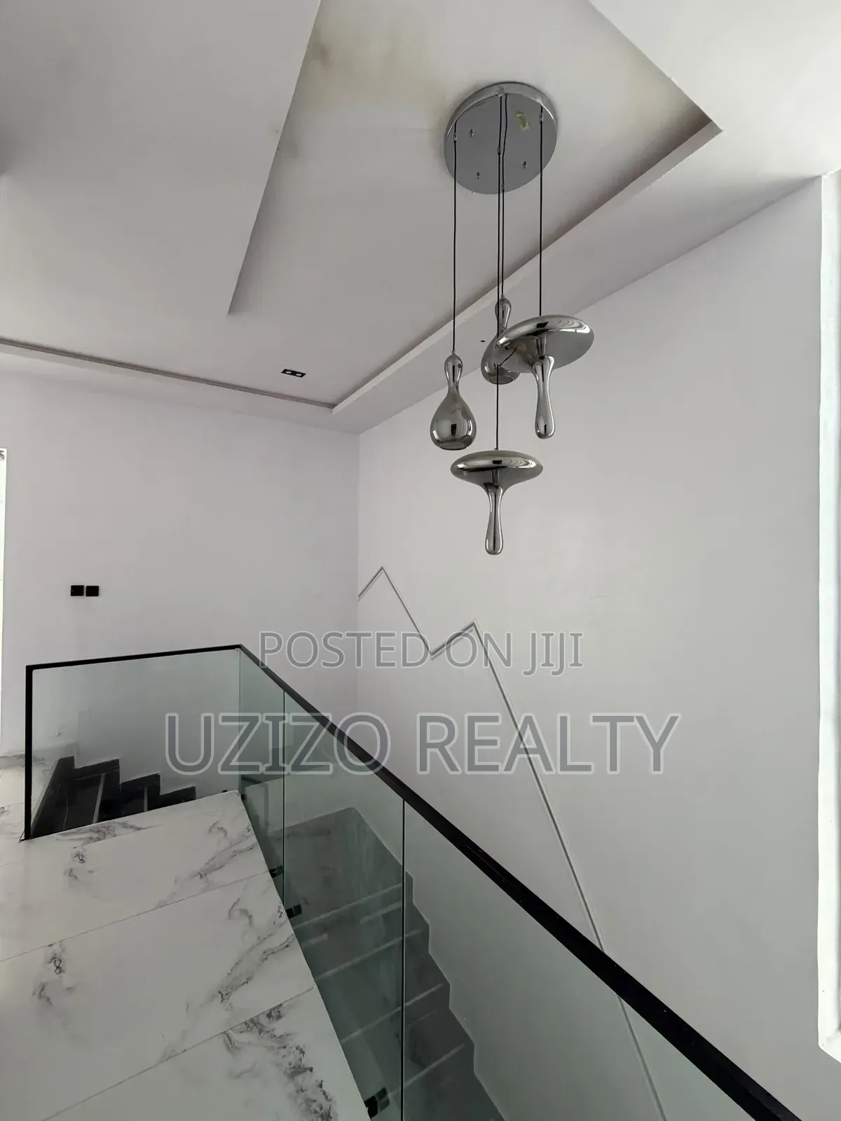 4bdrm Townhouse/Terrace in Ikate for sale