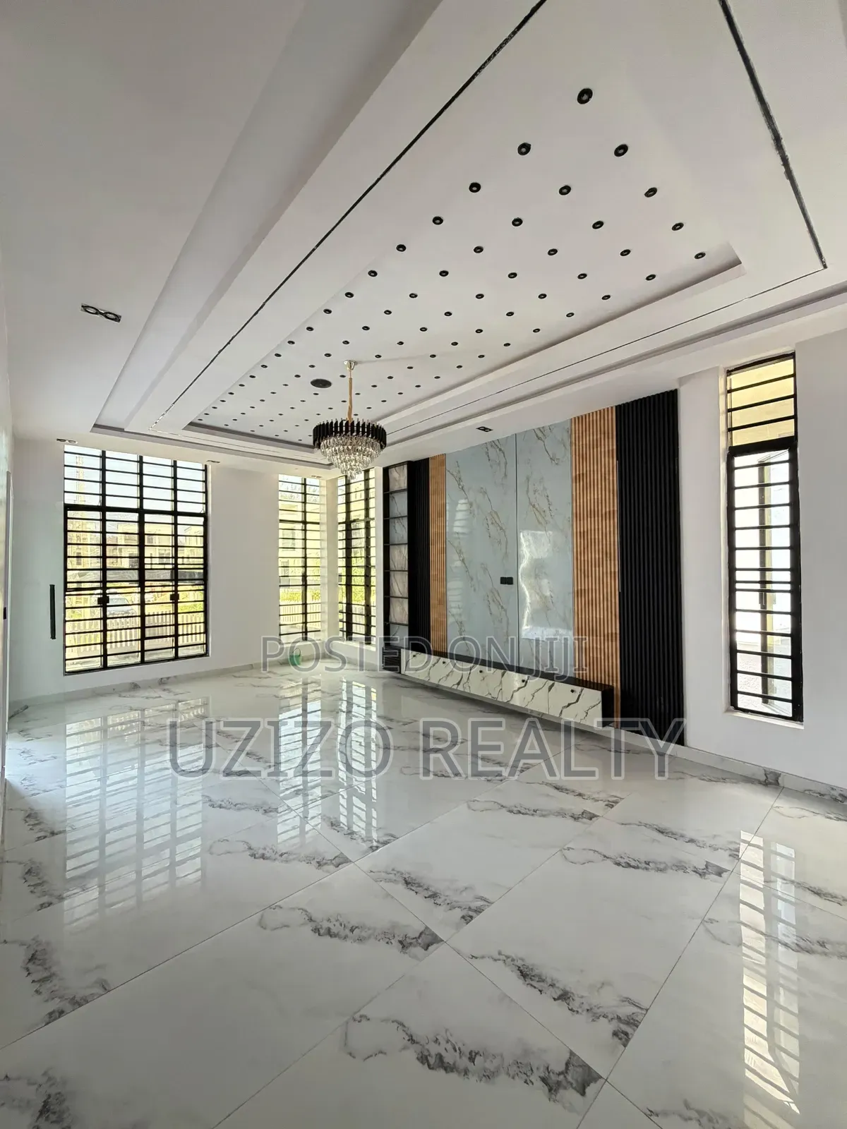 4bdrm Townhouse/Terrace in Ikate for sale