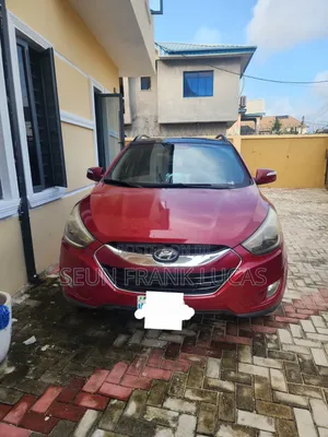 Hyundai Tucson 2014 Red
