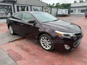 Toyota Avalon Limited 4dr Sedan (3.5L 6cyl 6A) 2014 Burgundy