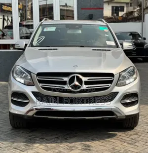 Mercedes-Benz GLE-Class 2016 Silver
