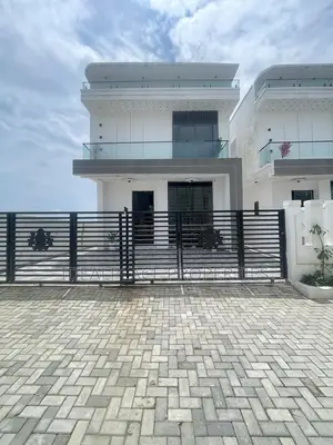 4bdrm Duplex in Ado / Ajah for sale