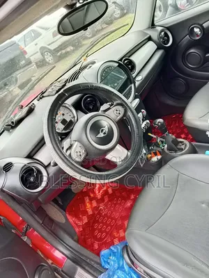 Car 2009 Red
