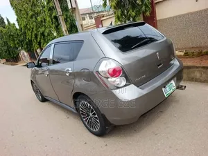Pontiac Vibe 2009 Gray