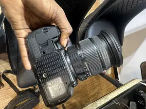 Nikon D610