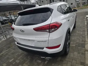 Hyundai Tucson 2017 White