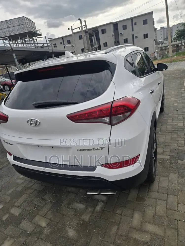 Hyundai Tucson 2017 White