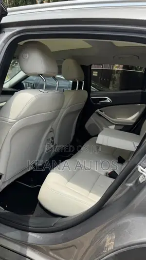Mercedes-Benz GLA 250 2016 Gray