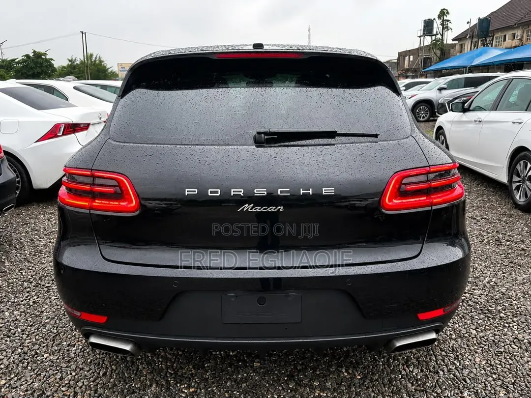 Porsche Macan 2018 Black