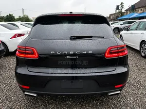 Porsche Macan 2018 Black