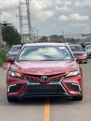 Toyota Camry 2022 Red