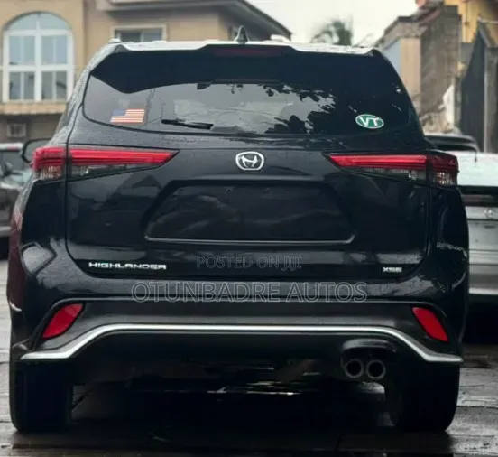 Toyota Highlander 2021 Black