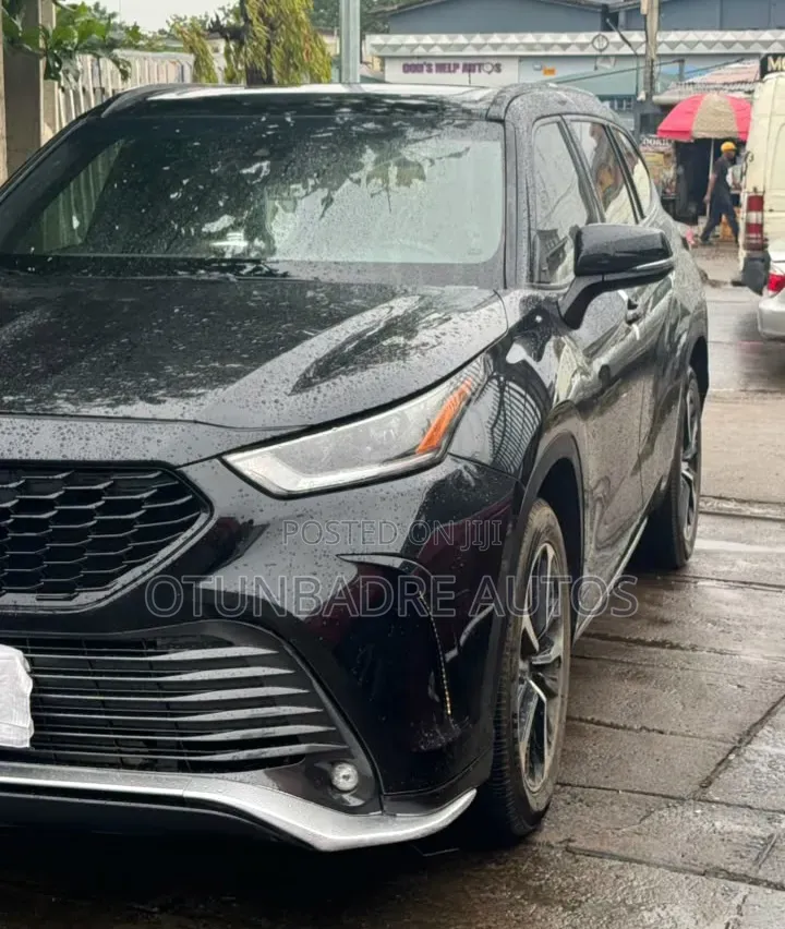 Toyota Highlander 2021 Black