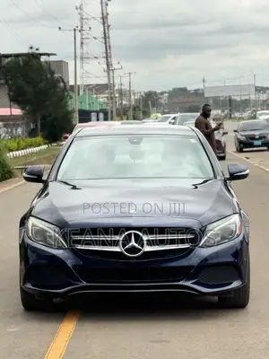 Mercedes-Benz C300 2015