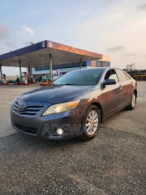 Toyota Camry 2011 Gray