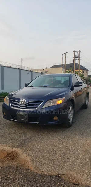 Toyota Camry 2011 Blue