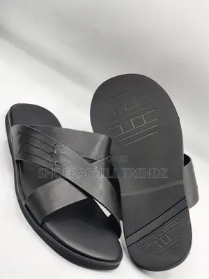 Crisscross Palm Slippers | Comfort Meets Modern Style