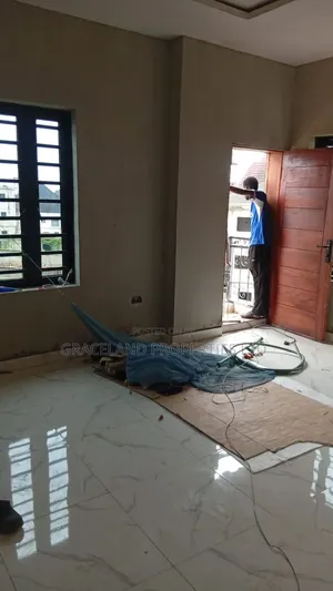3bdrm Apartment in Ago Palace for rent