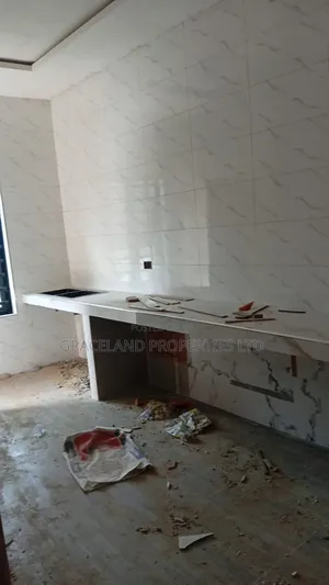 3bdrm Apartment in Ago Palace for rent
